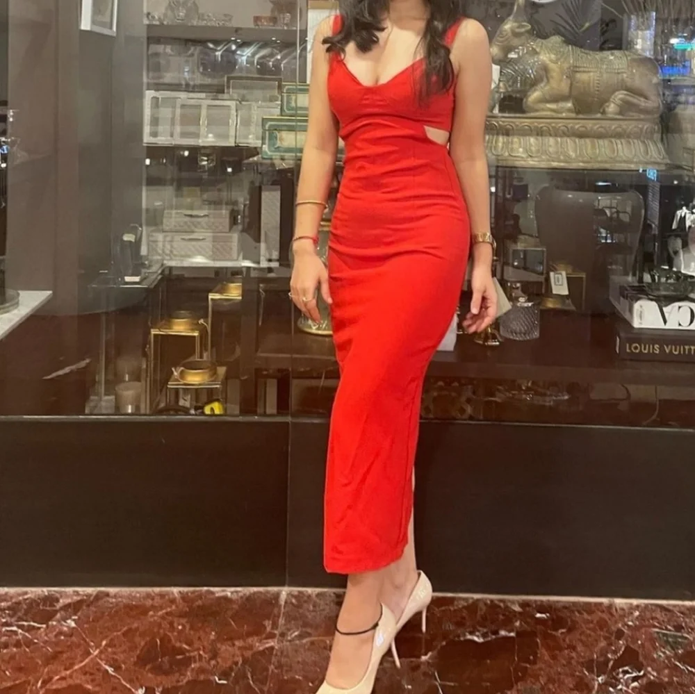 Zara Red Midi Dress - Picture 2 of 13